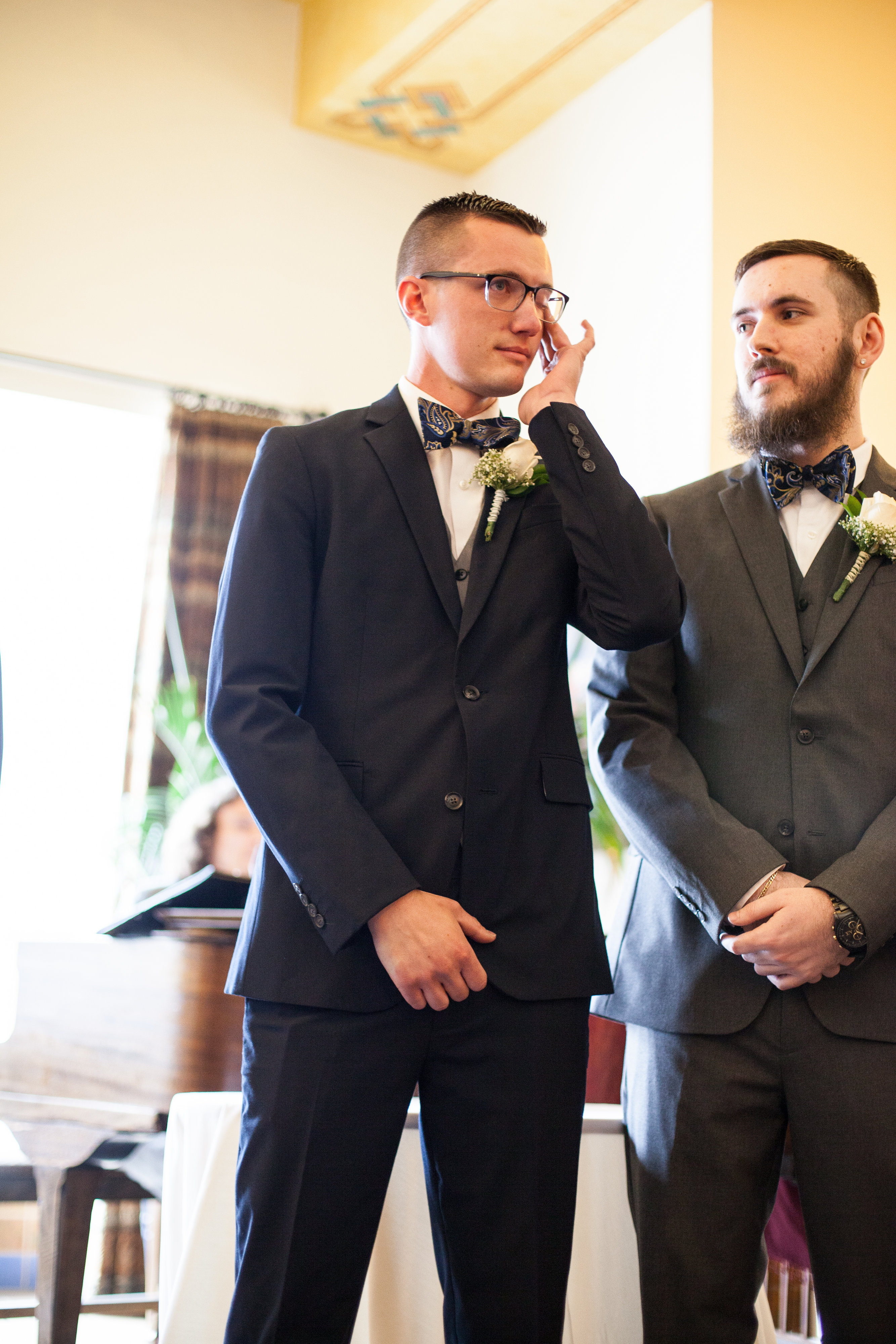 groom seeing his bride for the first time