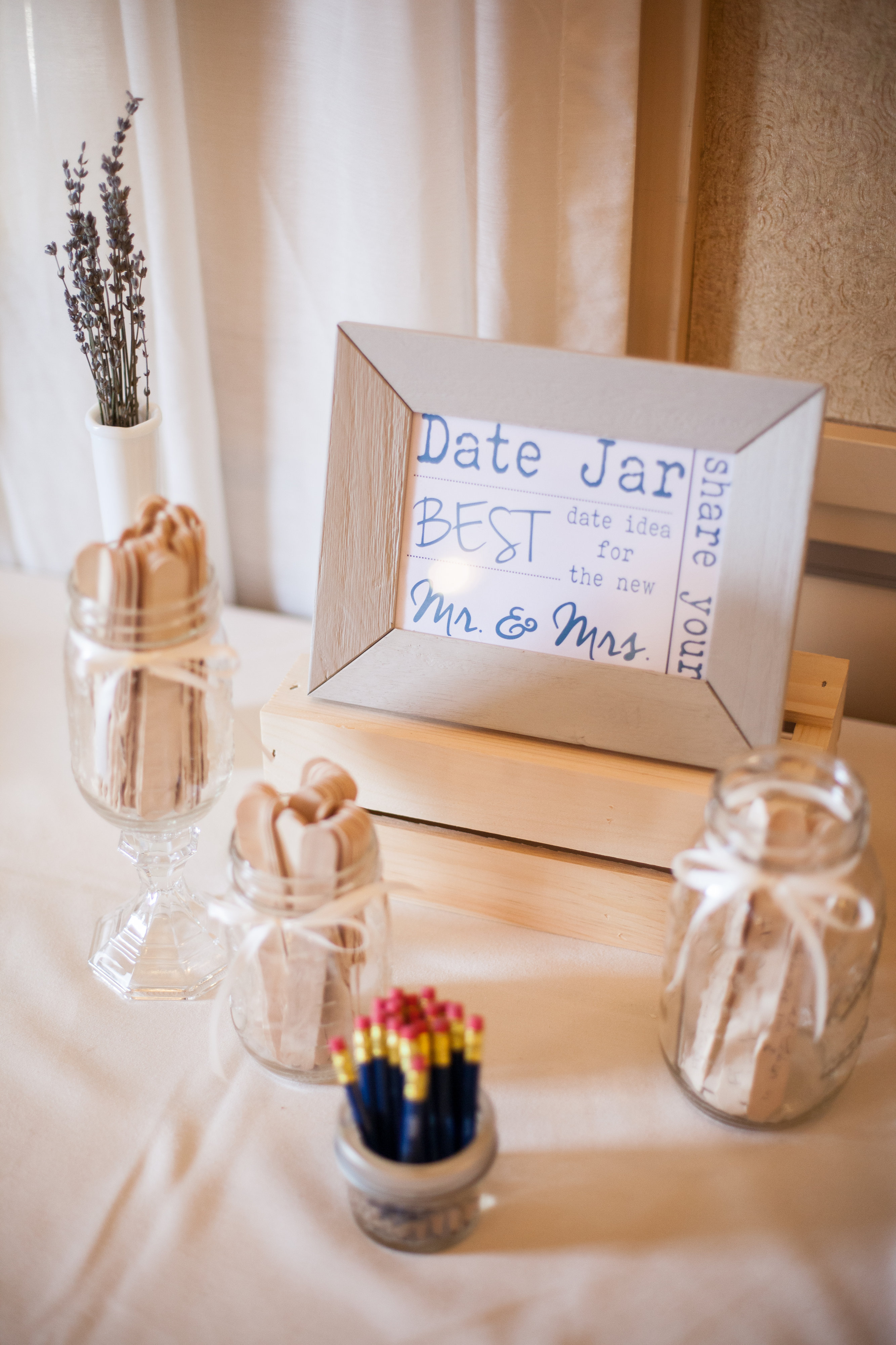 Date jar for wedding reception