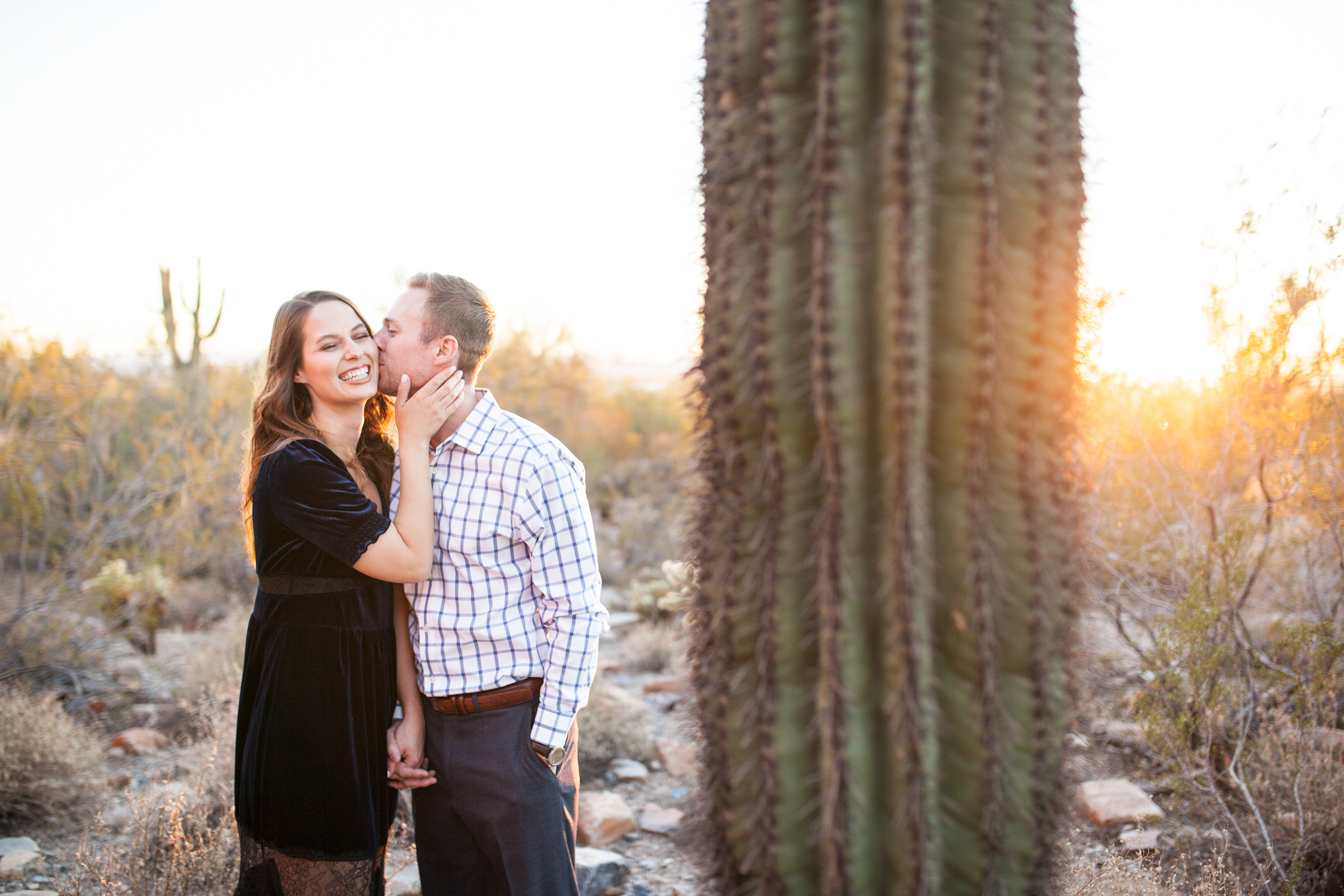 engagement pictures with cactus